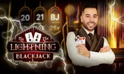 Lightning Blackjack table by Evolution